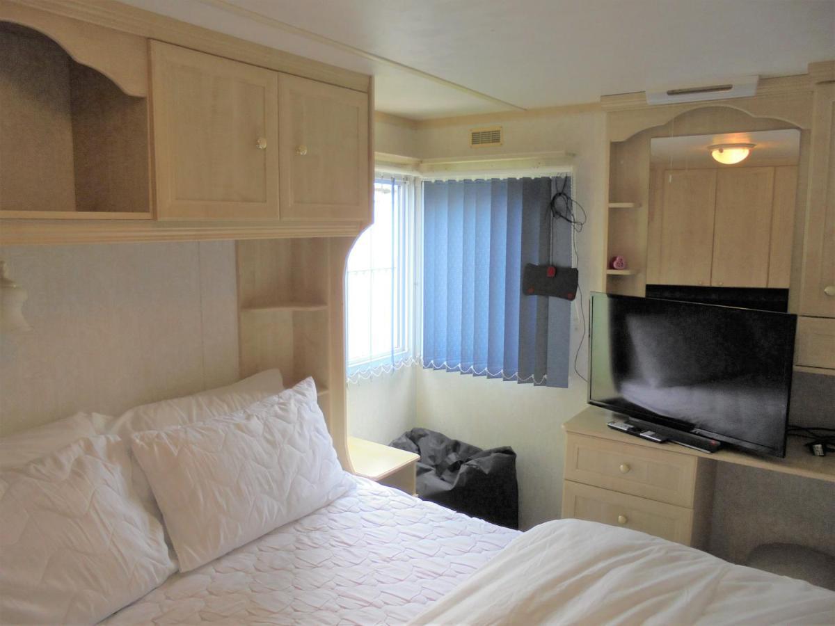Seaview: The Crown:- 6 Berth, Central Heated, Enclosed Veranda Ingoldmells Buitenkant foto