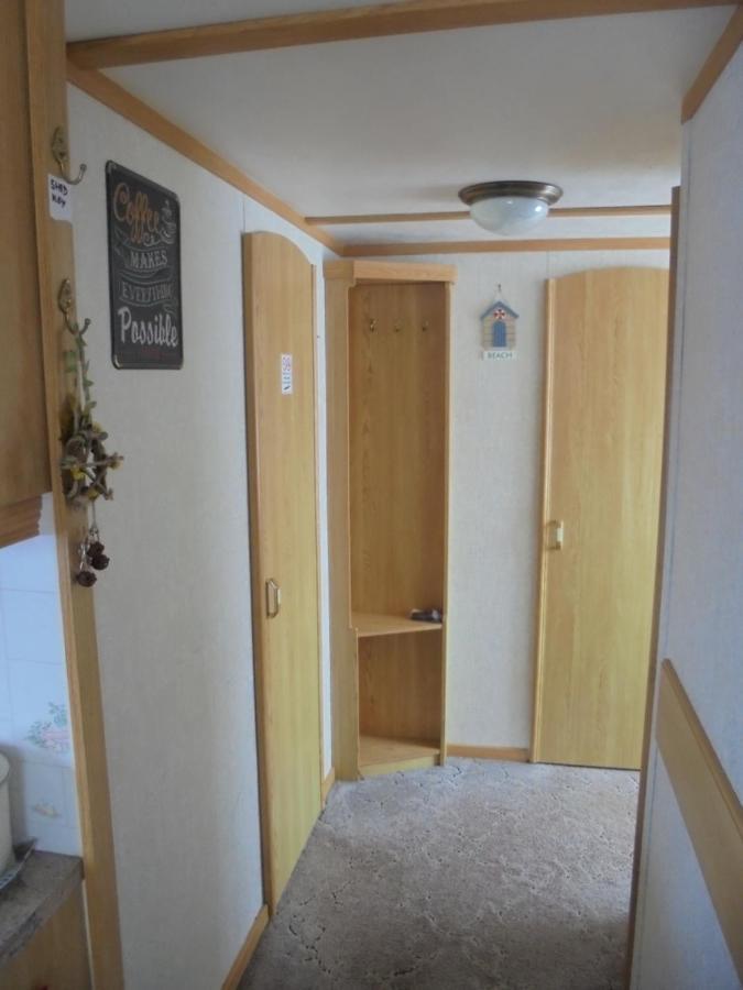 Seaview: The Crown:- 6 Berth, Central Heated, Enclosed Veranda Ingoldmells Buitenkant foto