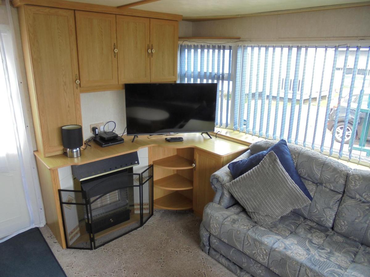 Seaview: The Crown:- 6 Berth, Central Heated, Enclosed Veranda Ingoldmells Buitenkant foto
